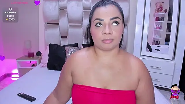 MelanyShayk online show from July 18, 2026, 6:45 pm