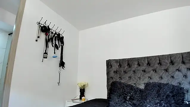 Snapshot of sweet__wild chatting on June 20, 2026, 9:39 pm sweet wild online show from June 20, 2026, 9:39 pm
