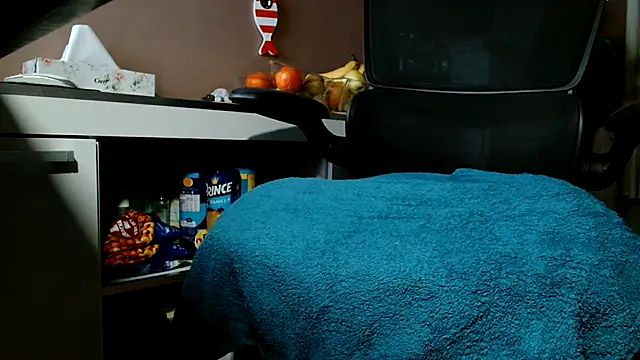 suedel65 online show from September 30, 2025, 3:22 am