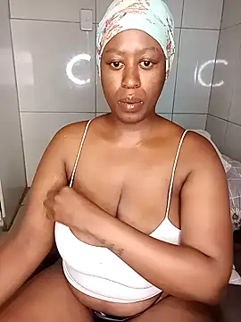 ChocoLisa online show from October 24, 2025, 5:04 am