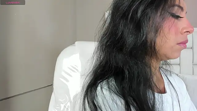  BunnyNaugthy online show from March 1, 2025, 12:01 pm