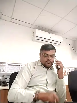 Desi Londa 143 online show from September 18, 2025, 8:49 am