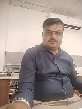 Snapshot of Desi_Londa_143 chatting on June 3, 2026, 9:01 am Desi Londa 143 online show from June 3, 2026, 9:01 am