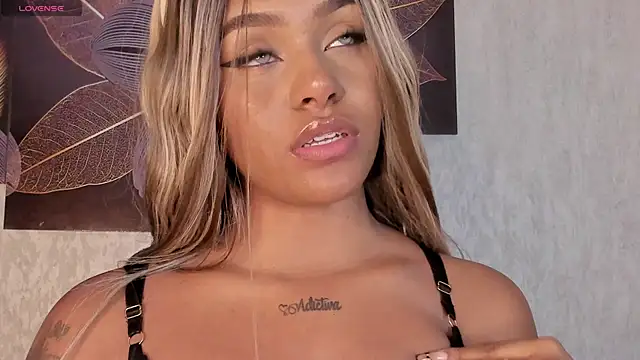 Emma Morgann online show from March 1, 2025, 11:39 am