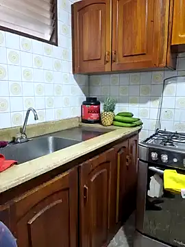 Snapshot of S_Mia chatting on February 5, 2025, 4:03 pm S Mia online show from February 5, 2025, 4:03 pm