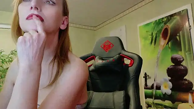 Snapshot of HotLana69 chatting on January 20, 2025, 6:21 pm HotLana69 online show from January 20, 2025, 6:21 pm