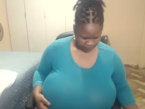 sweetnoziexx online show from April 23, 2026, 2:52 pm