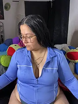 MsConejitaa online show from April 29, 2026, 12:20 pm