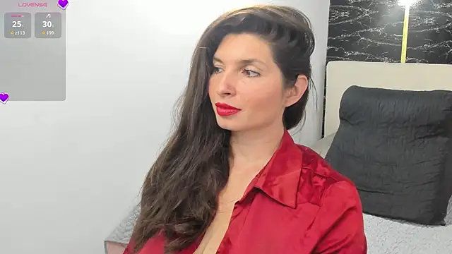 Azahara Amin  online show from May 19, 2026, 5:08 pm