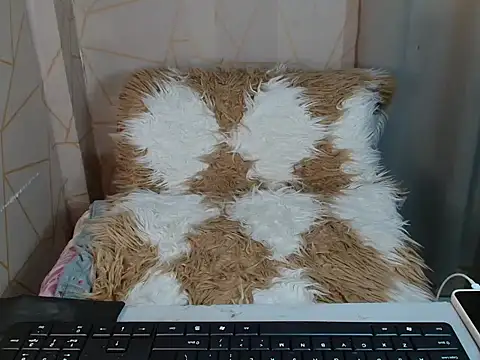 Sweet kitty60xx online show from January 8, 2026, 3:09 am