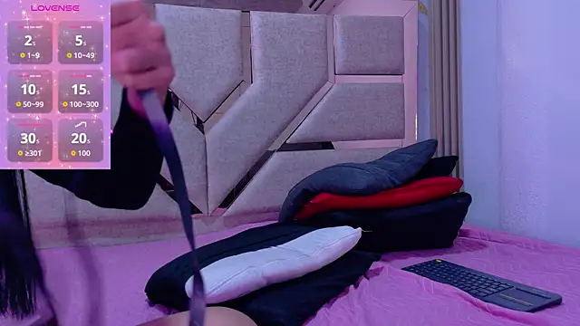 DANIK STAR online show from October 2, 2025, 7:10 pm