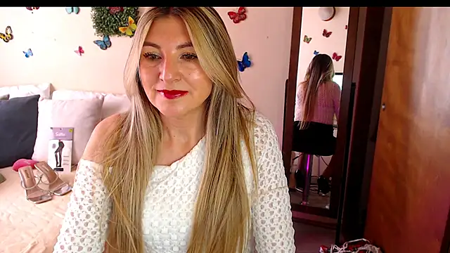 Jolie-Mature online show from June 25, 2026, 9:30 pm