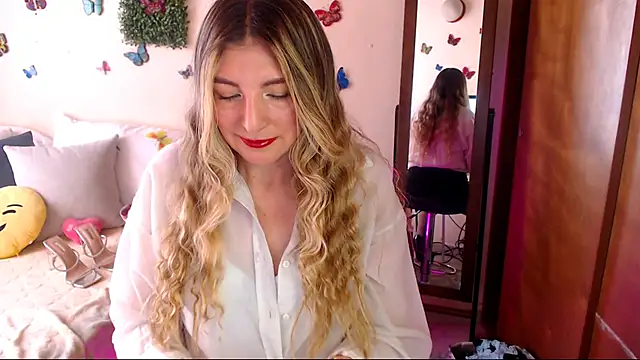 Jolie-Mature online show from August 1, 2026, 8:41 pm