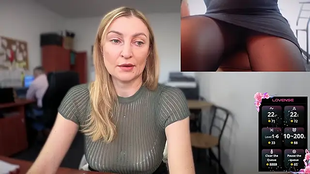 legsLONG online show from February 11, 2025, 7:44 am