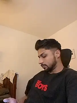 Snapshot of _IRRESISTIBLE_ chatting on January 28, 2025, 5:56 pm IRRESISTIBLE online show from January 28, 2025, 5:56 pm