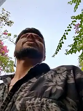 Snapshot of _IRRESISTIBLE_ chatting on November 23, 2025, 7:52 am IRRESISTIBLE online show from November 23, 2025, 7:52 am