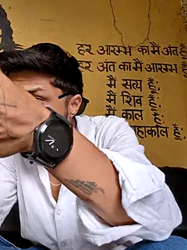 Snapshot of _IRRESISTIBLE_ chatting on November 25, 2025, 7:41 am IRRESISTIBLE online show from November 25, 2025, 7:41 am