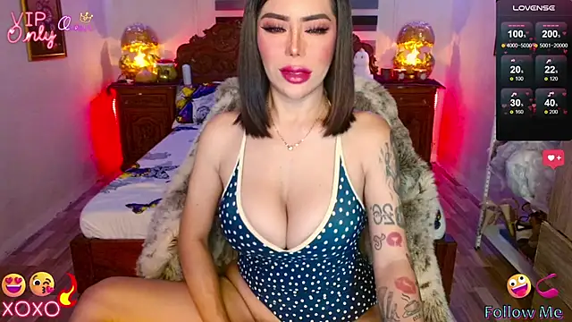 Snapshot of Magnificent_Goddess chatting on May 12, 2026, 5:26 am Magnificent Goddess online show from May 12, 2026, 5:26 am