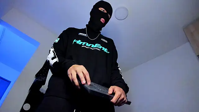 Snapshot of Samuel_Suarez chatting on November 14, 2025, 2:54 am Samuel Suarez online show from November 14, 2025, 2:54 am