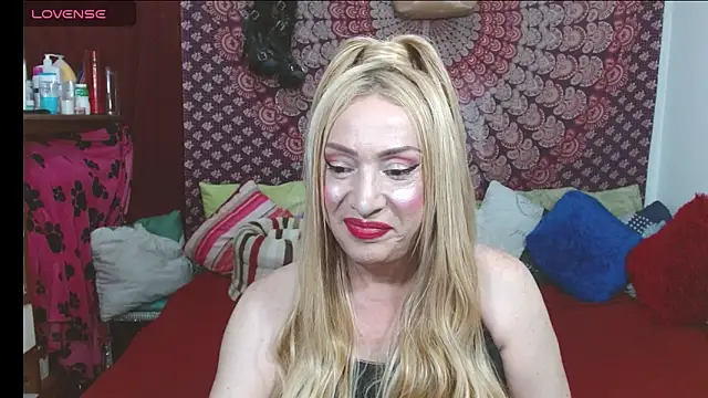 elena evans online show from March 2, 2026, 7:10 pm