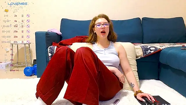 Love plat1na online show from January 27, 2025, 6:52 pm