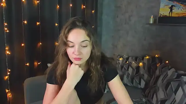 KristinaLoison online show from February 1, 2025, 6:40 pm