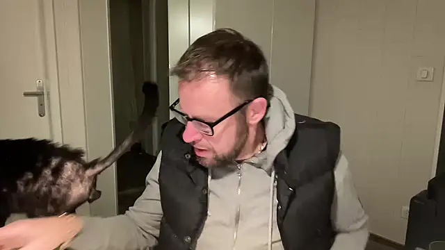 FABIOGLASSES online show from January 15, 2025, 12:19 am