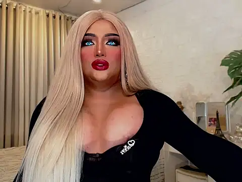 Snapshot of TiffanyWolf chatting on September 12, 2025, 2:00 am TiffanyWolf online show from September 12, 2025, 2:00 am