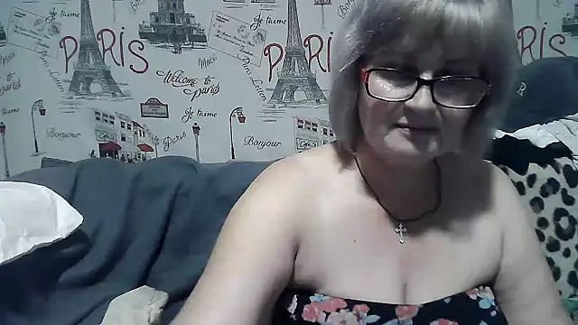 Gina Marlyn online show from December 17, 2024, 11:59 pm