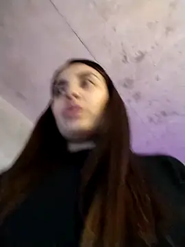 Snapshot of aisha_es chatting on March 15, 2025, 6:21 pm aisha es online show from March 15, 2025, 6:21 pm