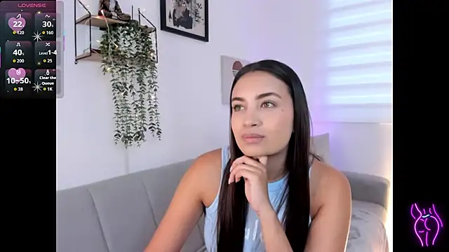 aisha es online show from January 13, 2026, 8:36 pm