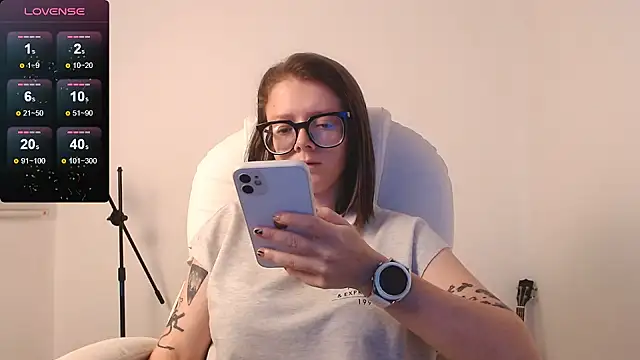 Snapshot of Arya_starrk chatting on December 2, 2024, 2:30 pm Arya starrk online show from December 2, 2024, 2:30 pm