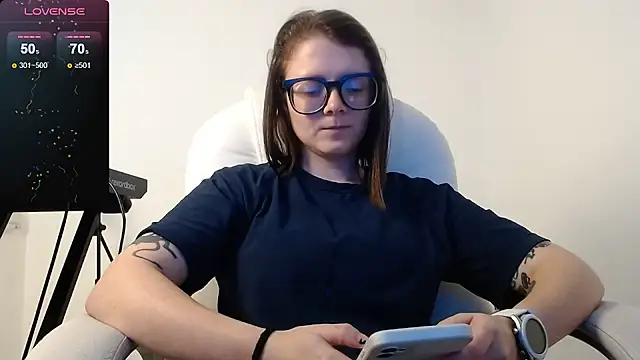 Snapshot of Arya_starrk chatting on December 3, 2024, 2:49 pm Arya starrk online show from December 3, 2024, 2:49 pm