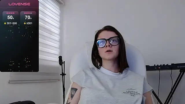 Snapshot of Arya_starrk chatting on December 24, 2024, 5:23 pm Arya starrk online show from December 24, 2024, 5:23 pm