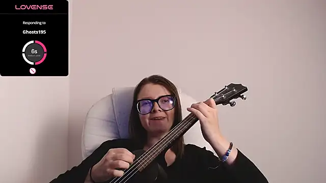 Snapshot of Arya_starrk chatting on February 4, 2025, 4:39 pm Arya starrk online show from February 4, 2025, 4:39 pm