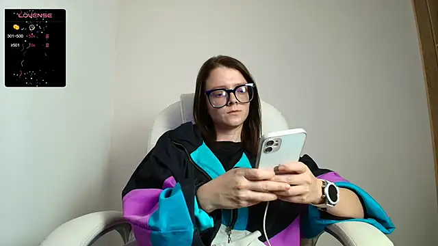 Snapshot of Arya_starrk chatting on February 7, 2025, 2:40 am Arya starrk online show from February 7, 2025, 2:40 am