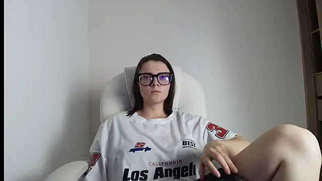 Snapshot of Arya_starrk chatting on March 6, 2025, 3:24 pm Arya starrk online show from March 6, 2025, 3:24 pm