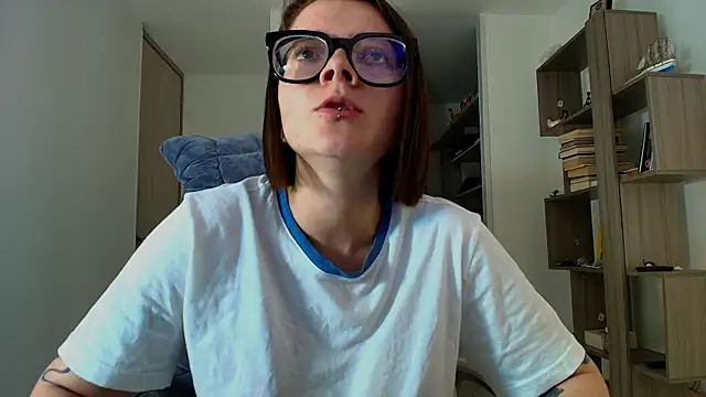 Snapshot of Arya_starrk chatting on October 13, 2025, 2:28 pm Arya starrk online show from October 13, 2025, 2:28 pm