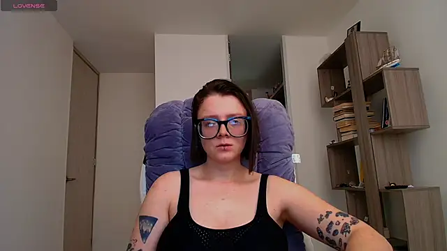 Snapshot of Arya_starrk chatting on October 19, 2025, 2:40 pm Arya starrk online show from October 19, 2025, 2:40 pm