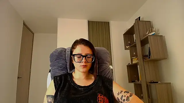 Snapshot of Arya_starrk chatting on November 2, 2025, 2:08 pm Arya starrk online show from November 2, 2025, 2:08 pm