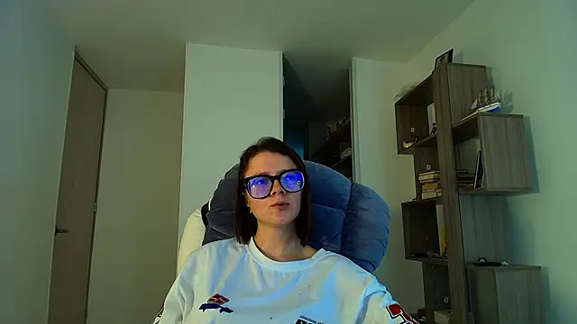 Snapshot of Arya_starrk chatting on November 30, 2025, 3:49 pm Arya starrk online show from November 30, 2025, 3:49 pm