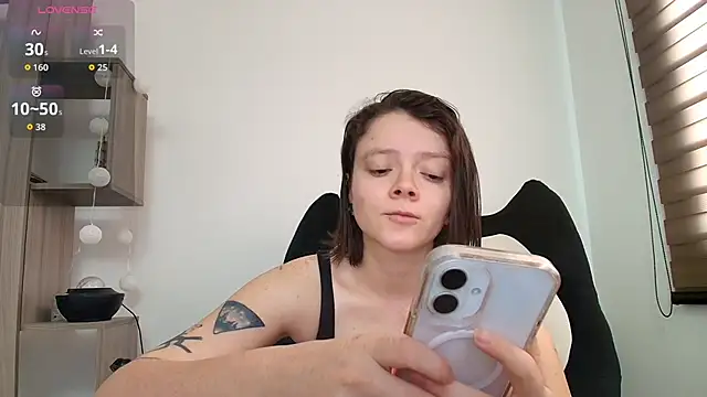 Snapshot of Arya_starrk chatting on May 5, 2026, 2:58 pm Arya starrk online show from May 5, 2026, 2:58 pm