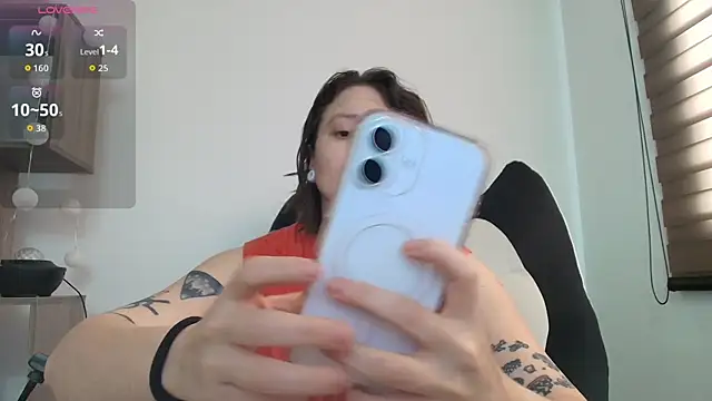 Snapshot of Arya_starrk chatting on May 10, 2026, 2:44 pm Arya starrk online show from May 10, 2026, 2:44 pm