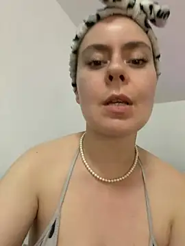 Stoned-baby69 online show from May 6, 2026, 7:41 pm
