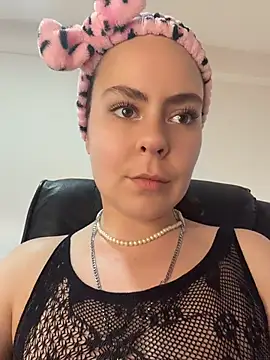 Stoned-baby69 online show from June 14, 2026, 4:53 pm