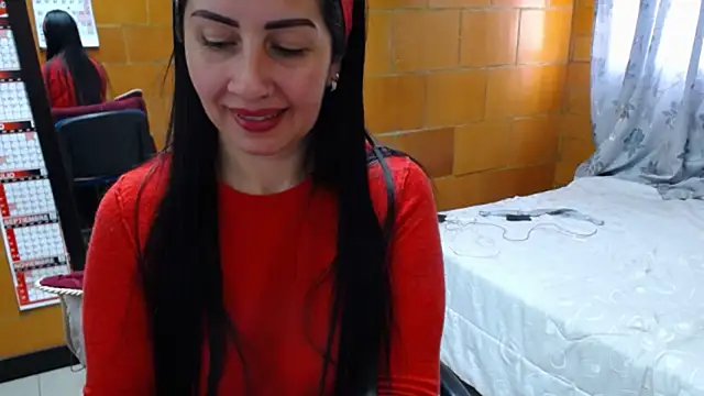 Snapshot of charlote_temple chatting on July 2, 2026, 1:28 pm charlote temple online show from July 2, 2026, 1:28 pm