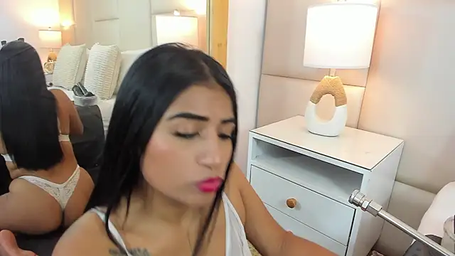 Snapshot of AntoniaRoss_ chatting on July 27, 2026, 3:08 pm AntoniaRoss online show from July 27, 2026, 3:08 pm