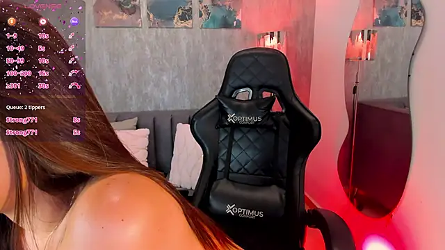 Snapshot of MelanieHudson_ chatting on December 15, 2024, 3:45 am MelanieHudson online show from December 15, 2024, 3:45 am