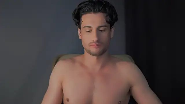 Snapshot of Keen___Luckystrike chatting on December 6, 2024, 8:18 pm Keen Luckystrike online show from December 6, 2024, 8:18 pm