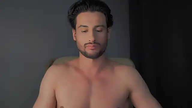 Snapshot of Keen___Luckystrike chatting on December 15, 2024, 9:13 am Keen Luckystrike online show from December 15, 2024, 9:13 am